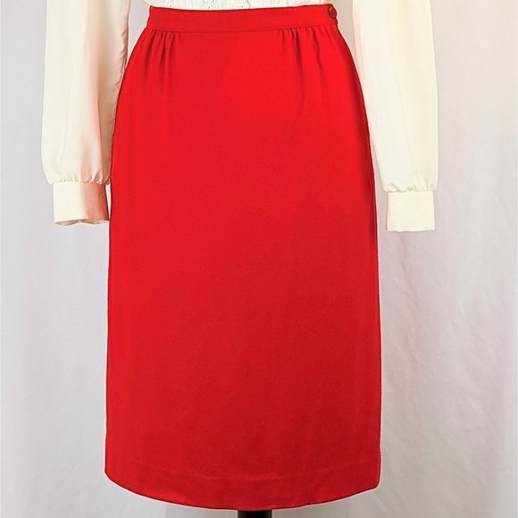Women's Red Virgin Wool Straight Skirt Sz 10 Pendleton 1980s Office Midi Skirt - Picture 1 of 10